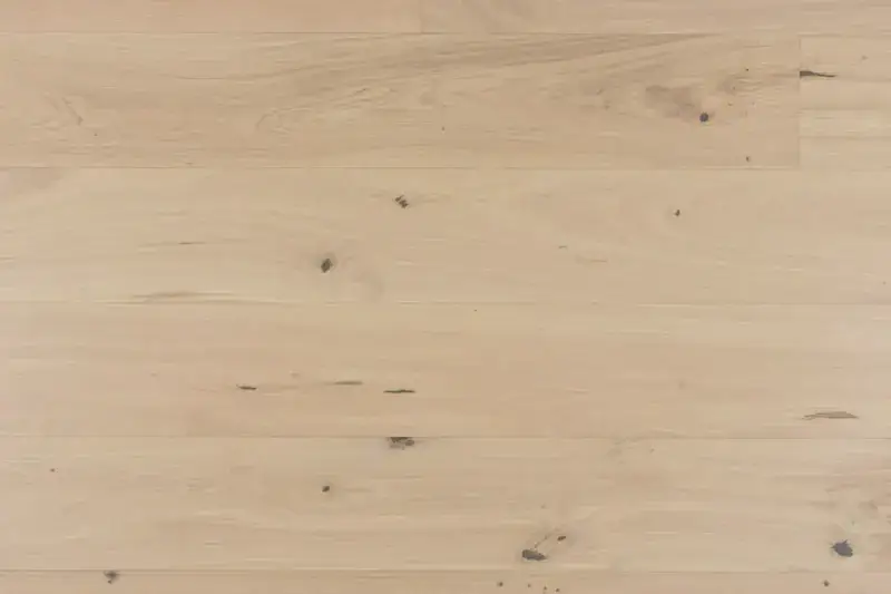 Bergamo Floors Oak 7-1/2″ Plank Oak Mondovi European White Oak Engineered Hardwood, installed in a room