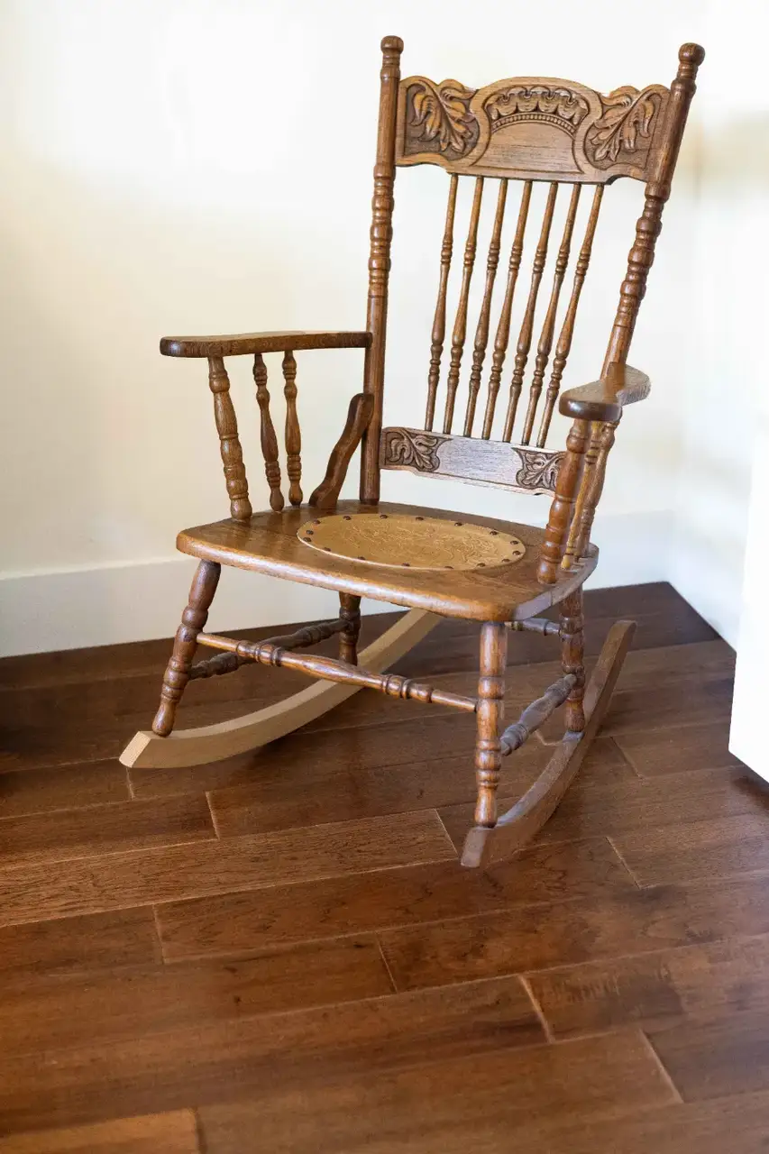 Garrison Garrison II Distressed Chateau – Distressed Hickory Engineered Hardwood, installed in a room