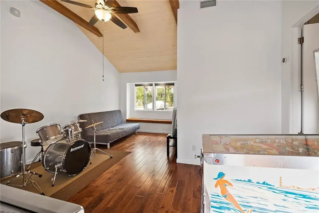 Garrison Garrison II Distressed Sierra – Distressed Hickory Engineered Hardwood, installed in a room