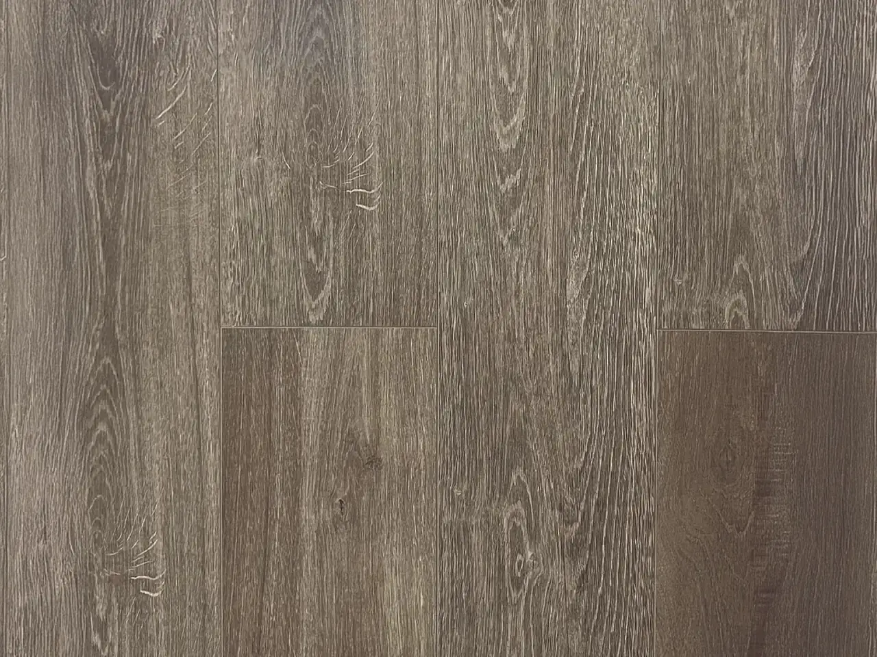 Lago Flooring SPC Plus Scratch Shield Yellowstone SPC Flooring, installed in a room