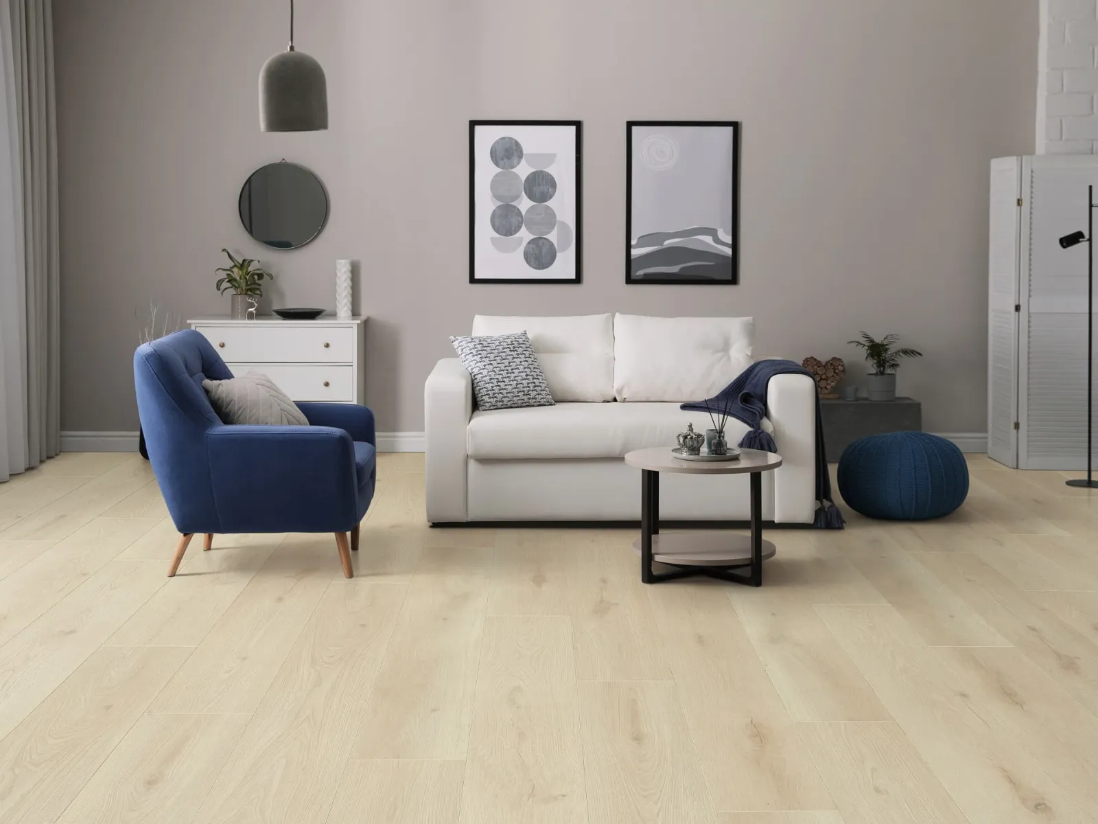 MegaClic Aquashield 12mm AC5 Sana Laminate Flooring, installed in a room