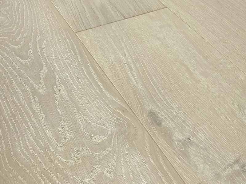 Monarch Plank Lago Como European Oak Engineered Hardwood, room view