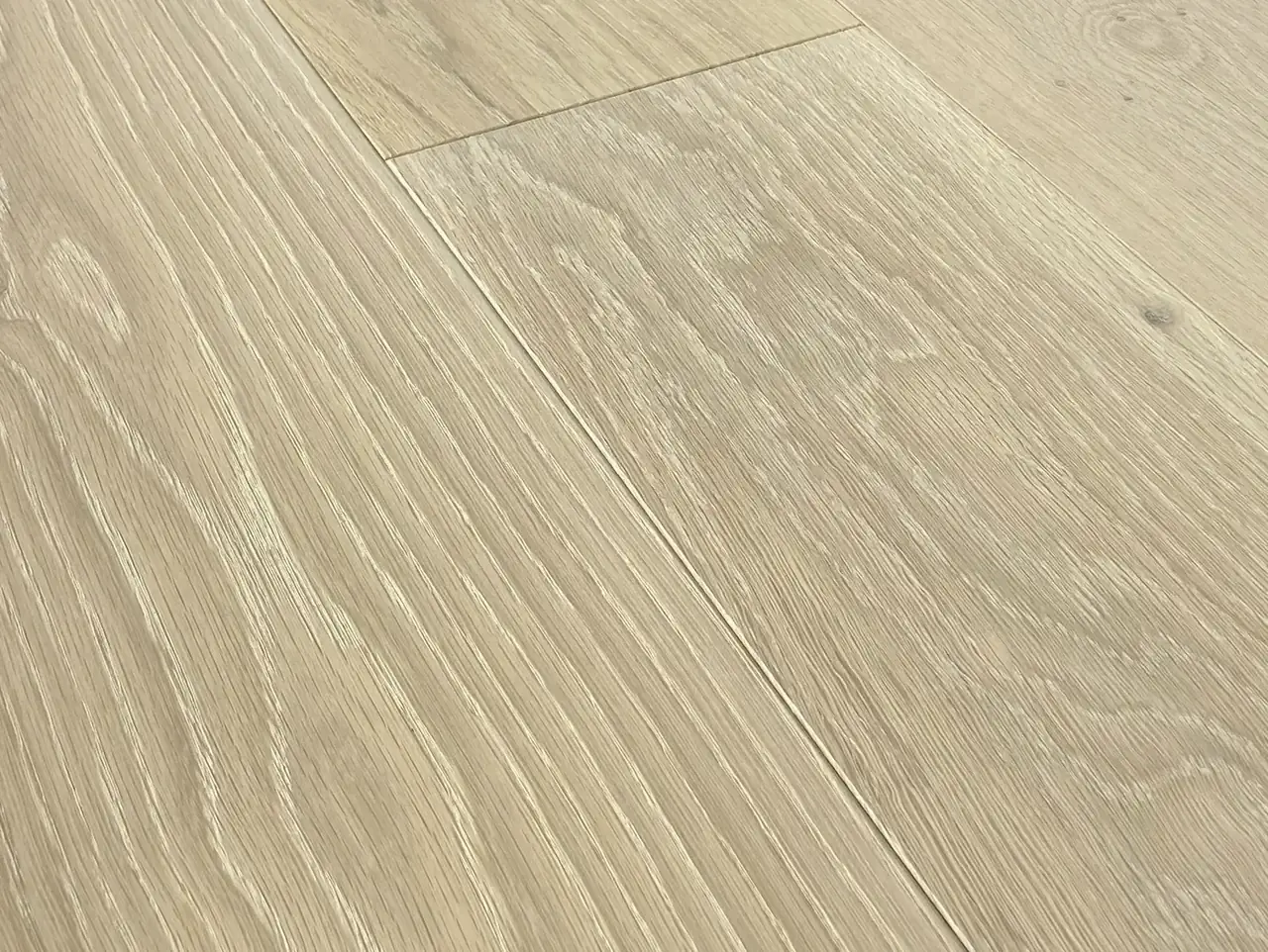 Monarch Plank Lago Devero European Oak Engineered Hardwood, room view