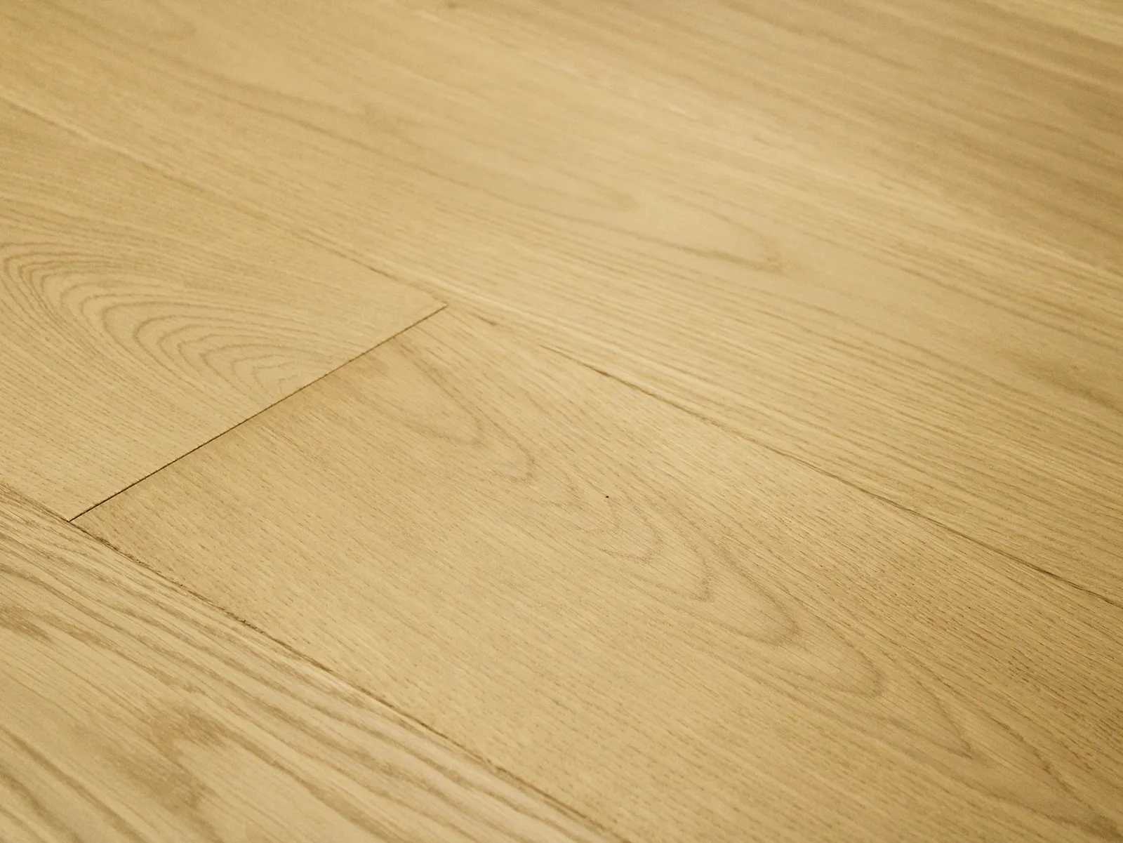 Monarch Plank Regent Margaret European Oak Engineered Hardwood, room view