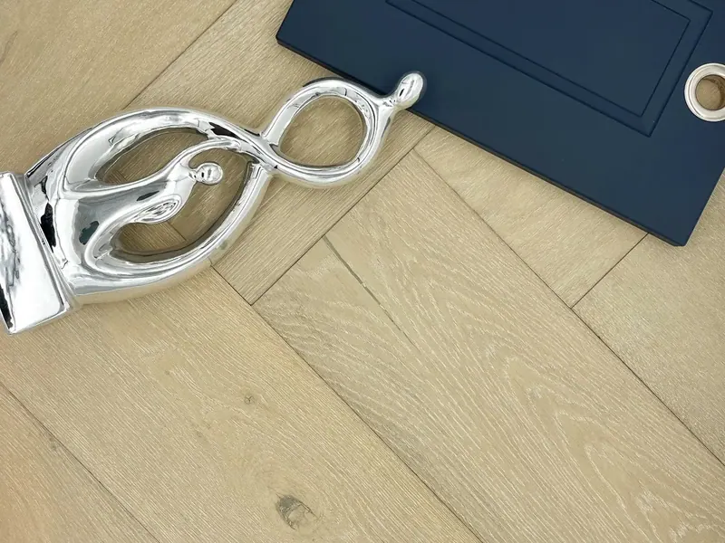 Pravada Floors Le Rêve Calin European White Oak Engineered Hardwood, installed in a room