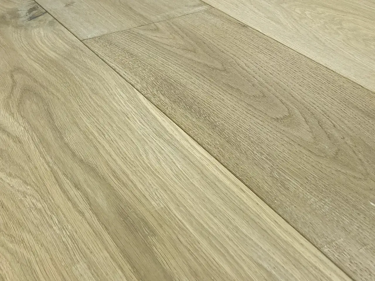 Reward Flooring Costa European Oak Luna Engineered Hardwood, room view