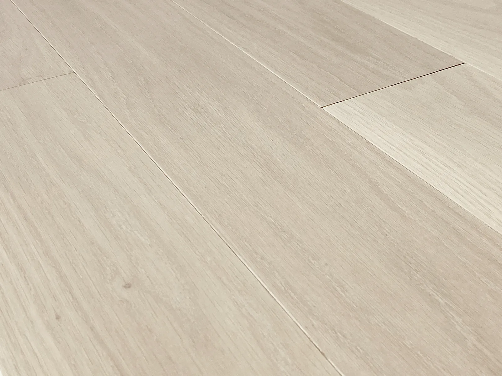 Reward Flooring Europa European Oak Elbe Engineered Hardwood, room view
