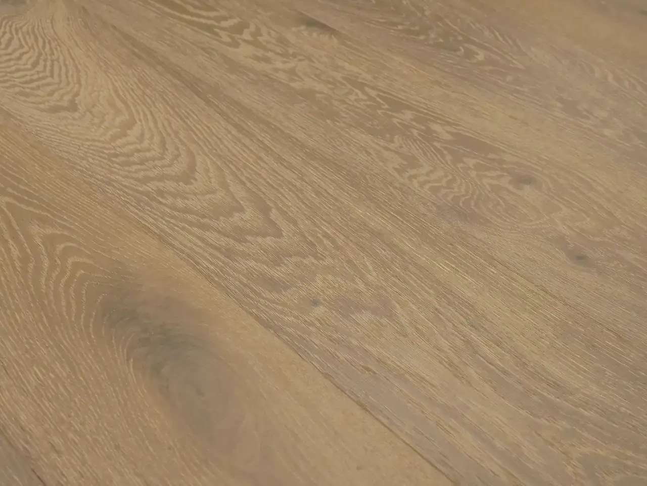 Reward Flooring Islands European Oak Nevis Engineered Hardwood, room view