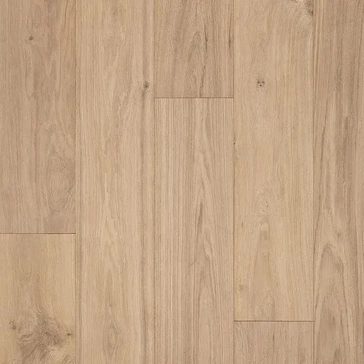 Urbanfloor Chêne Champagne European Oak Engineered Hardwood, installed in a room