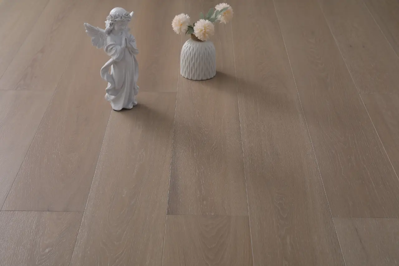 Anthony Van Dyck Lusso 226 Oak Engineered Hardwood, installed in a room