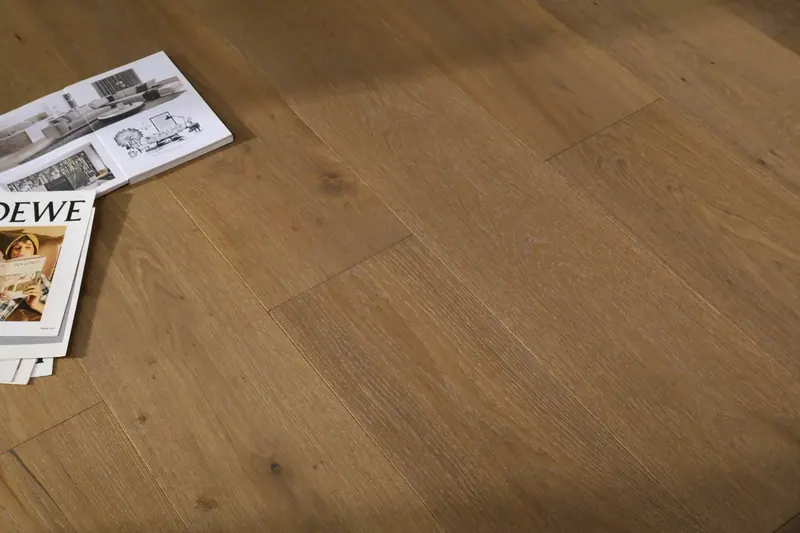 Anthony Van Dyck Stella 8308 Oak Engineered Hardwood, installed in a room