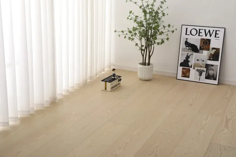 Anthony Van Dyck Stella 831 American Oak Engineered Hardwood, installed in a room
